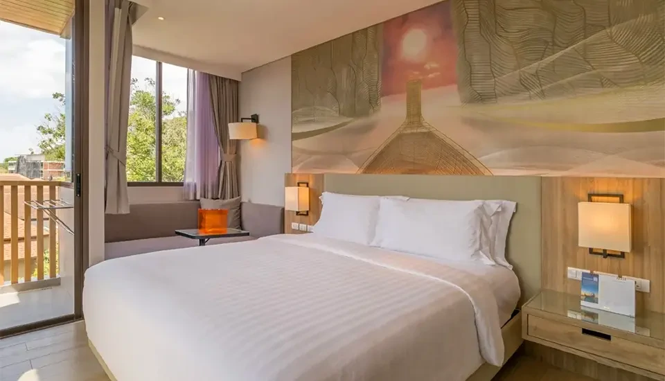 هتل هالیدی این ریزورت کرابی